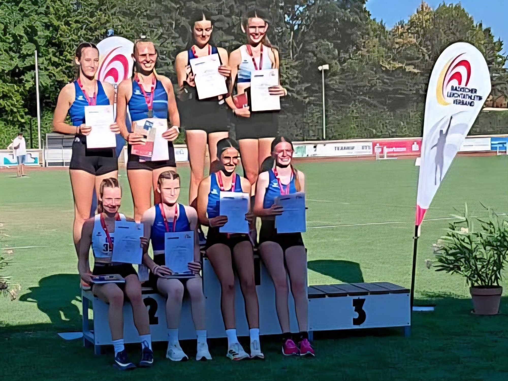 4x100mU18_2.jpg
